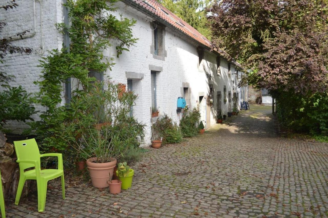 La Gentilhommiere Du Chateau De Ragnies