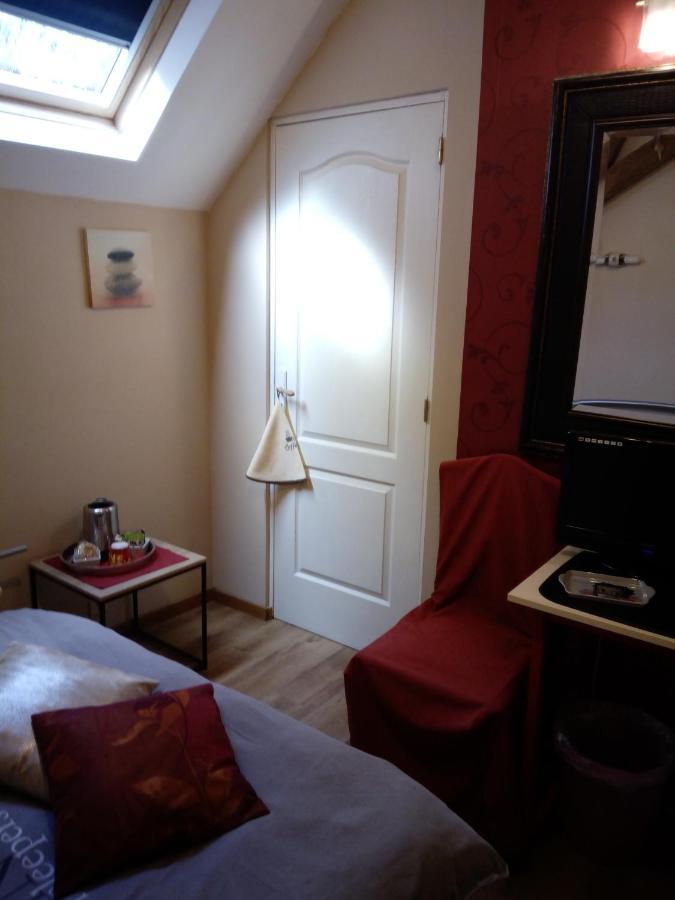La Gentilhommiere Du Chateau De Bed and breakfast *